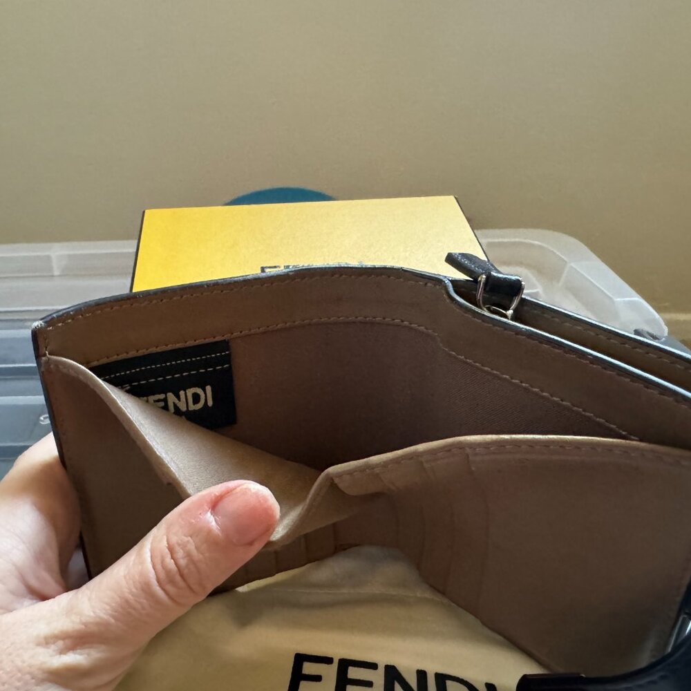Fendi Wallet - Picture 2 of 7